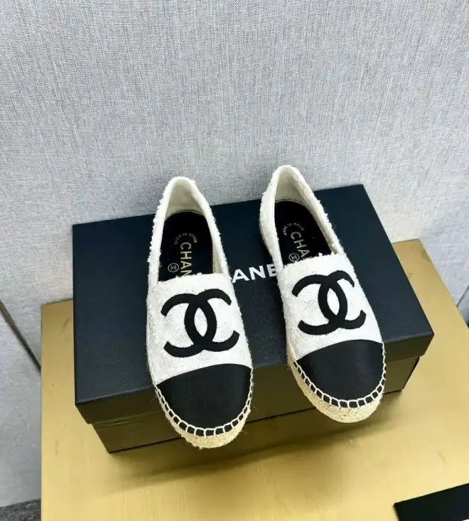 hype Chanel Flat Shoes