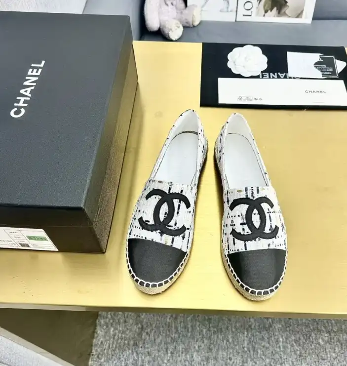 hype Chanel Flat Shoes