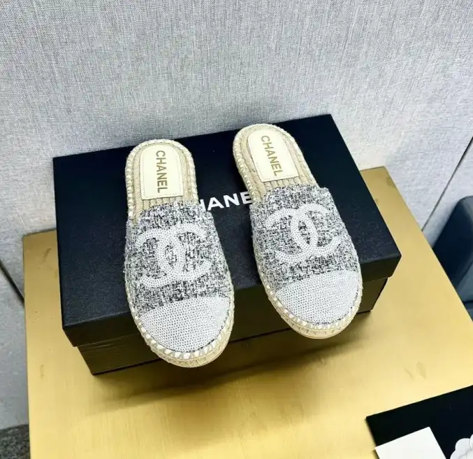 hype Chanel Slippers