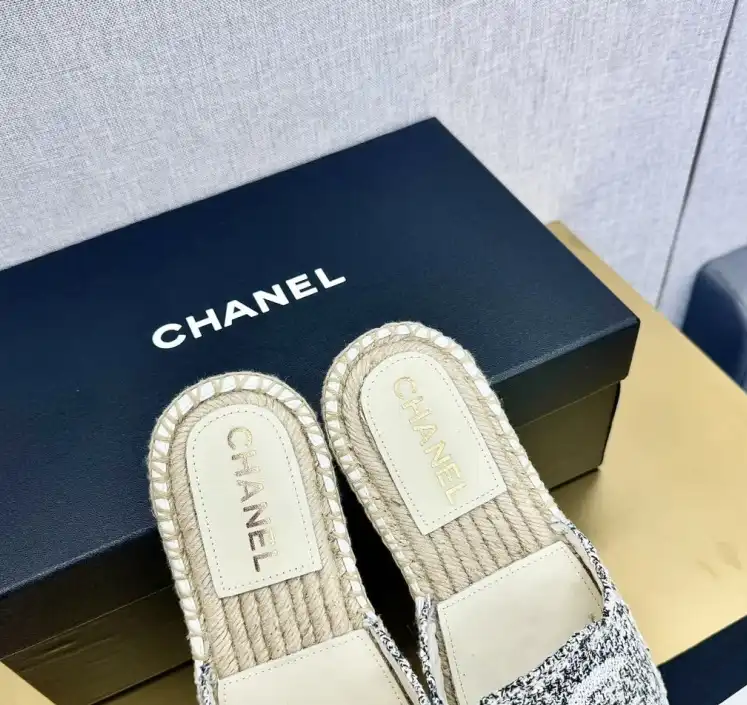 hype Chanel Slippers