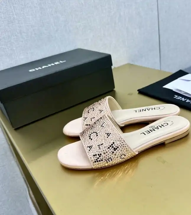 hype Chanel Slippers