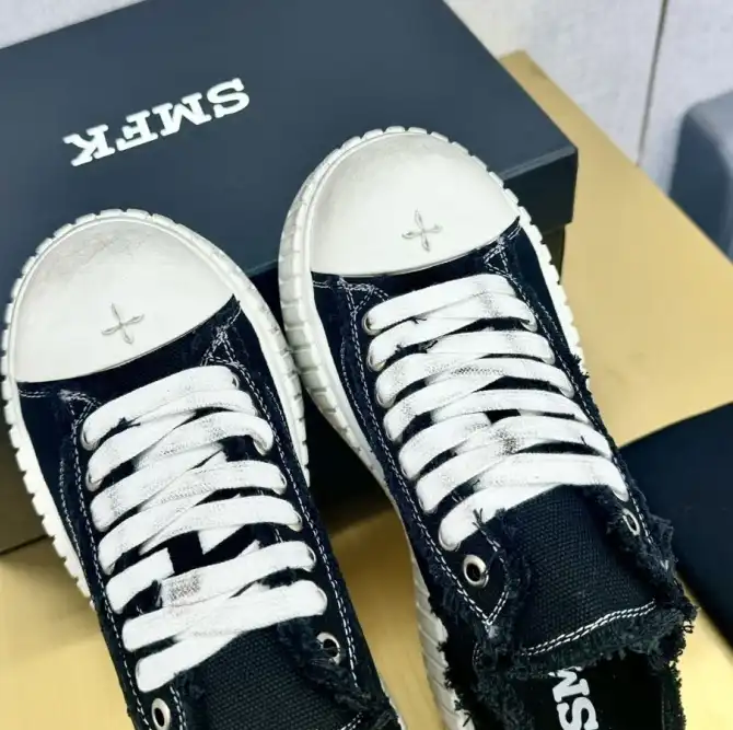 hype Fendi Sneakers