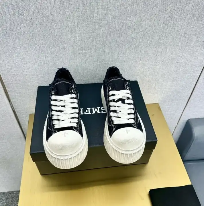 hype Fendi Sneakers