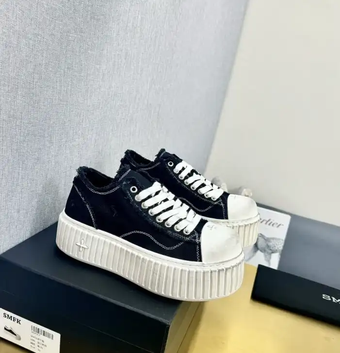 hype Fendi Sneakers