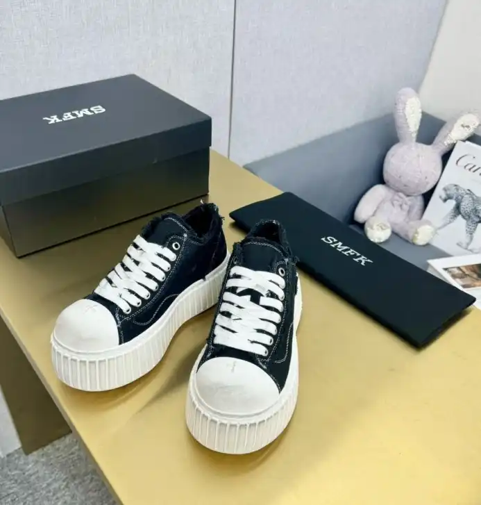 hype Fendi Sneakers