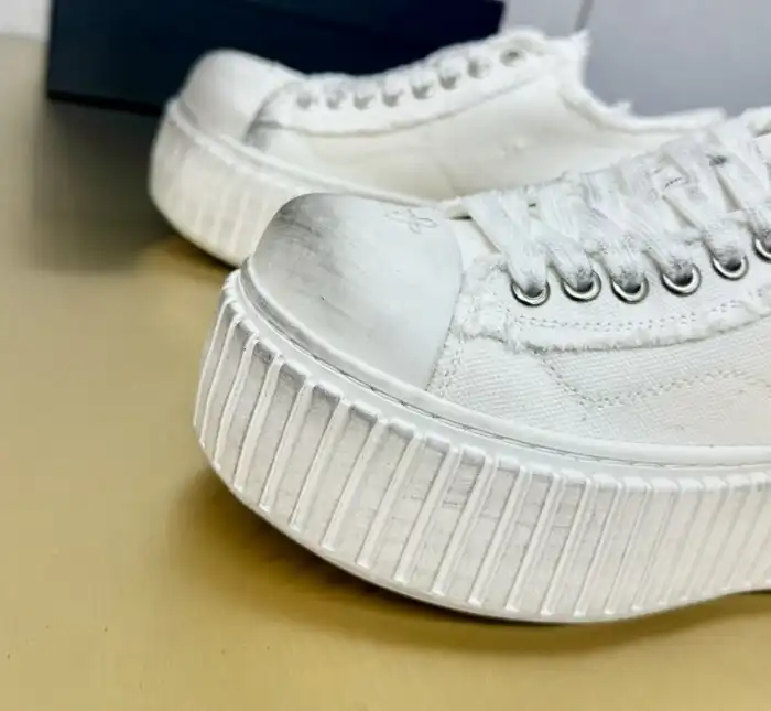 hype Fendi Sneakers