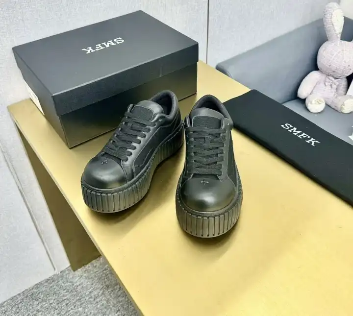 hype Fendi Sneakers