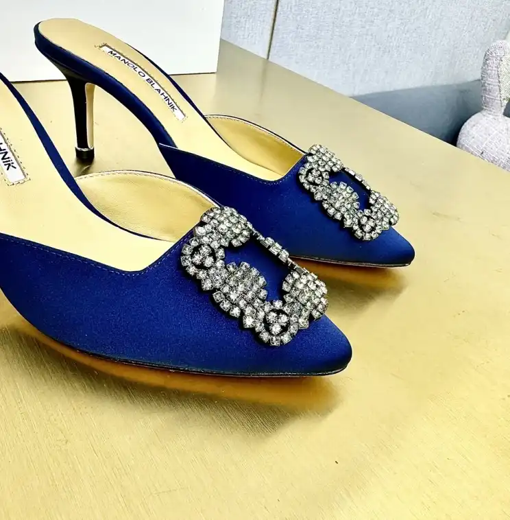 hype Manolo Blahnik High Heels