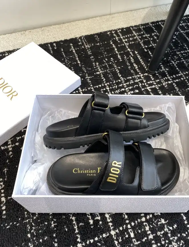 hype Chanel Slippers