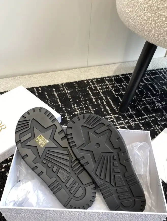 hype Chanel Slippers