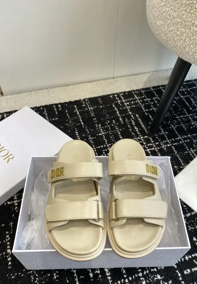 hype Chanel Slippers