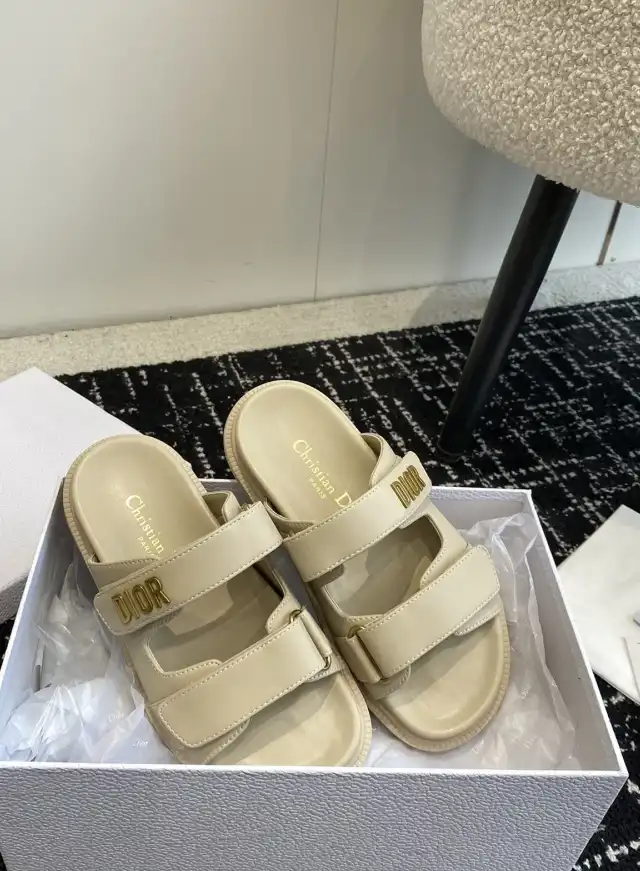 hype Chanel Slippers