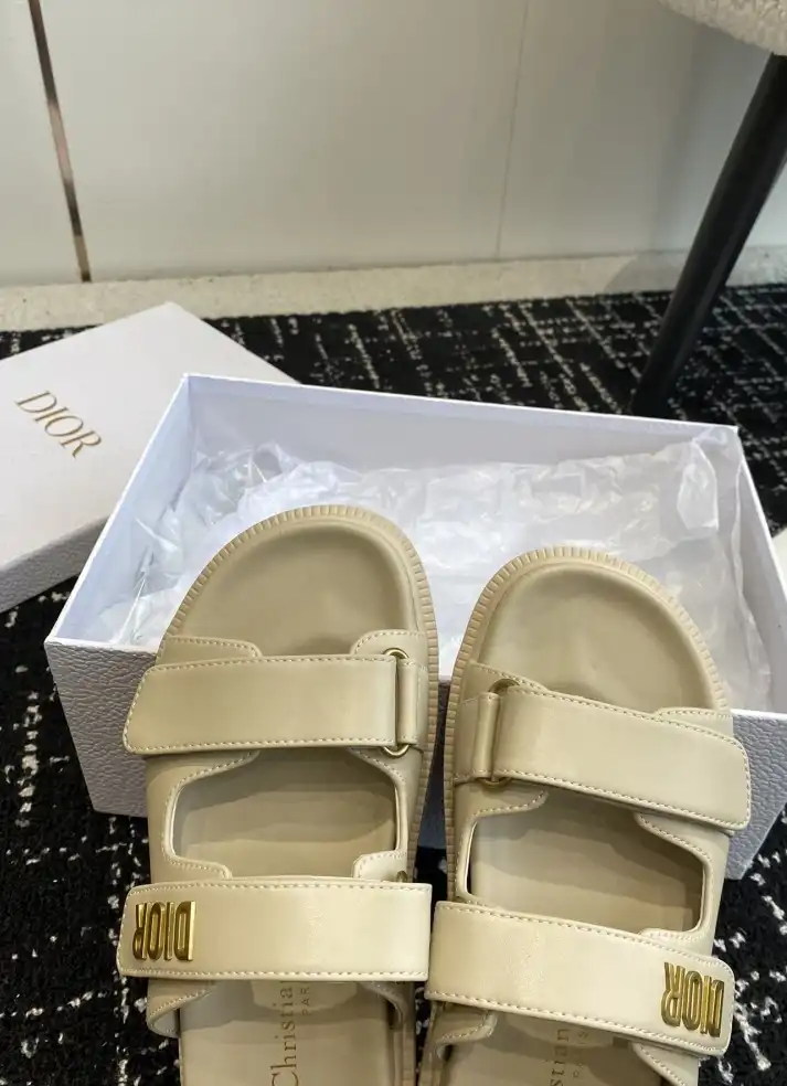 hype Chanel Slippers