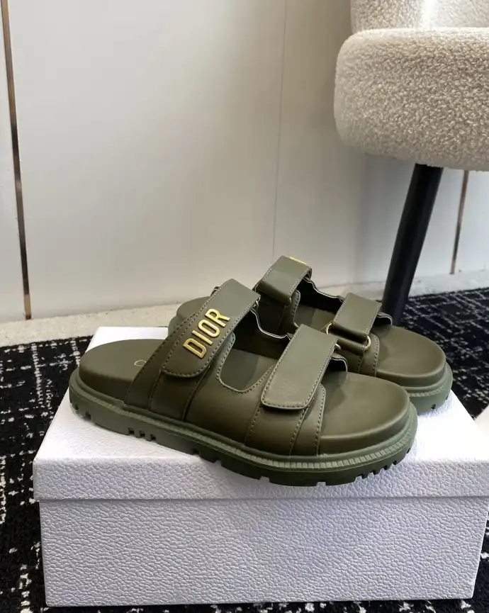 hype Chanel Slippers