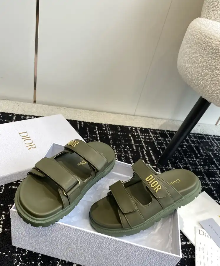 hype Chanel Slippers