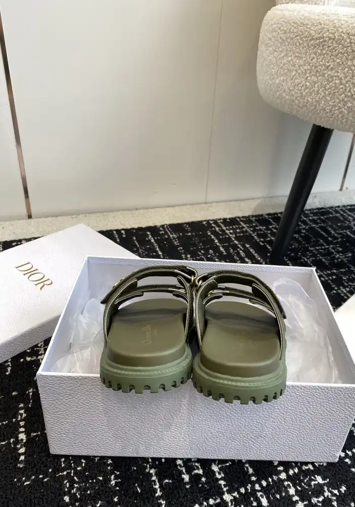 hype Chanel Slippers