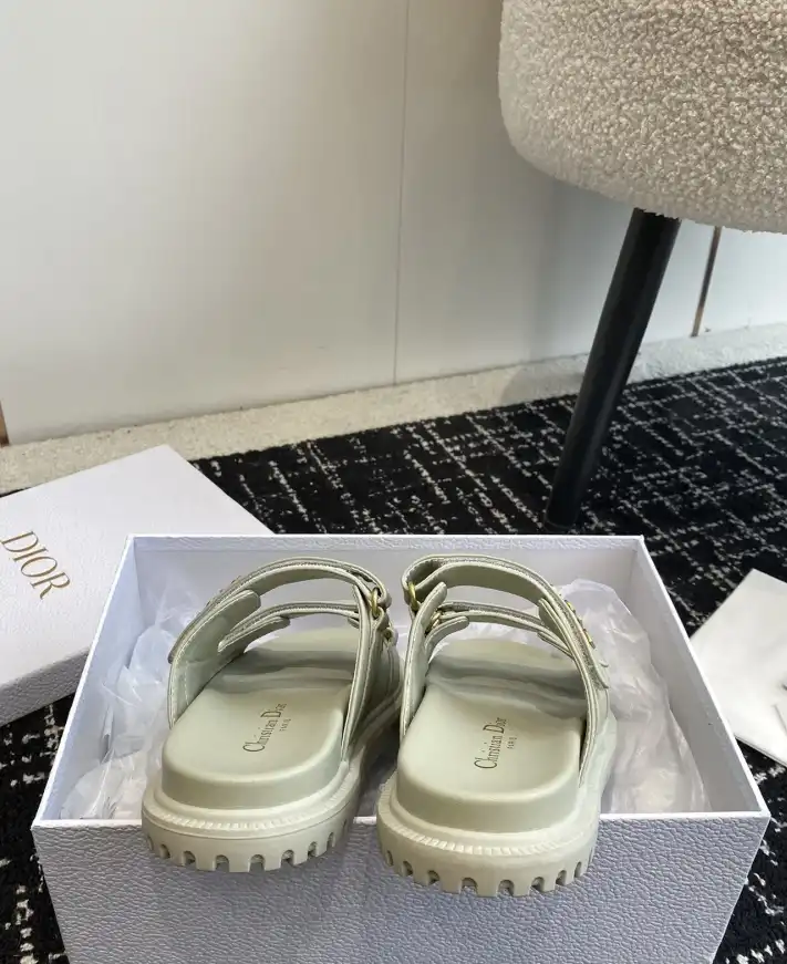 hype Chanel Slippers