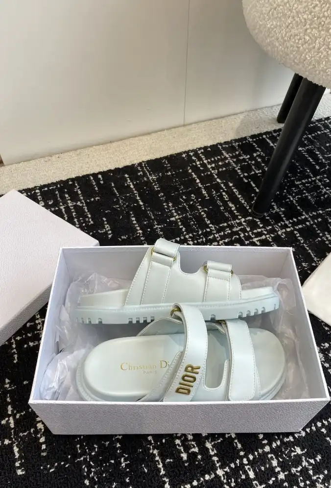 hype Chanel Slippers