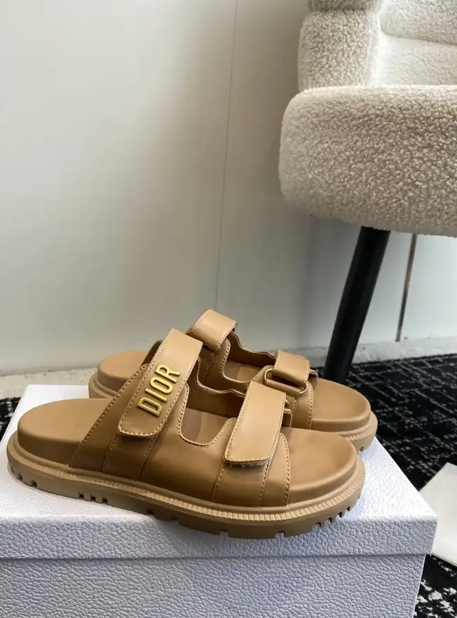 hype Chanel Slippers