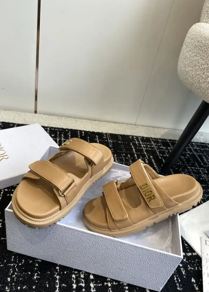 hype Chanel Slippers