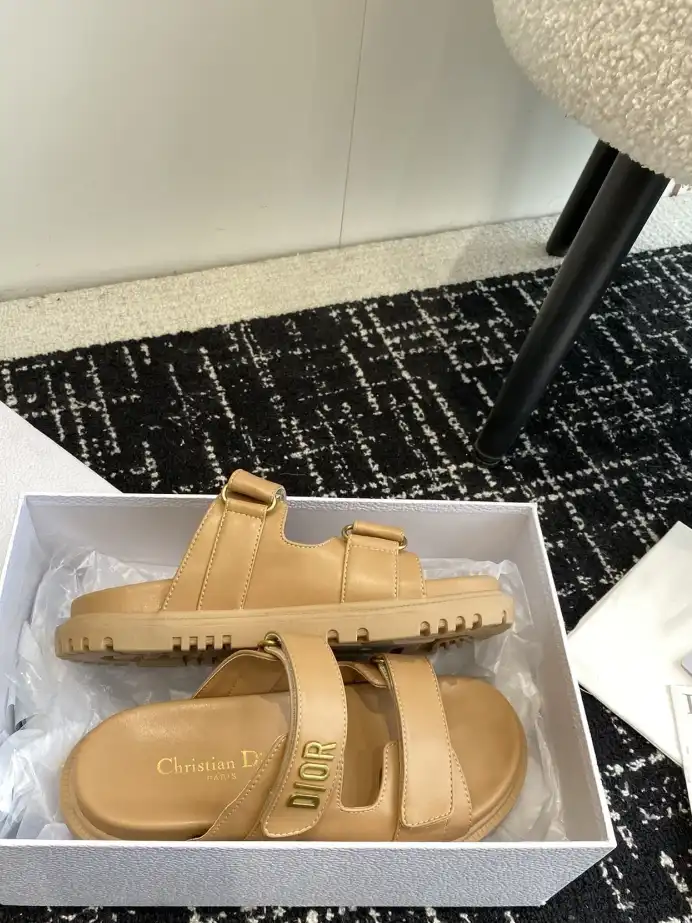 hype Chanel Slippers