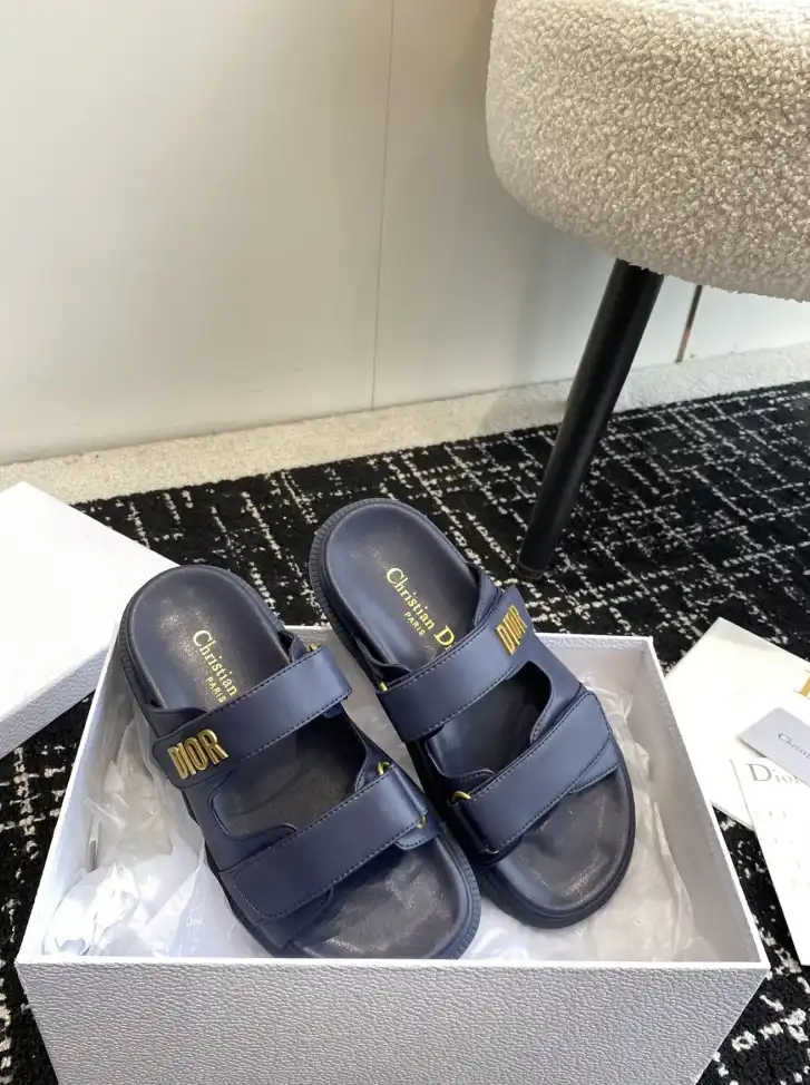 hype Chanel Slippers