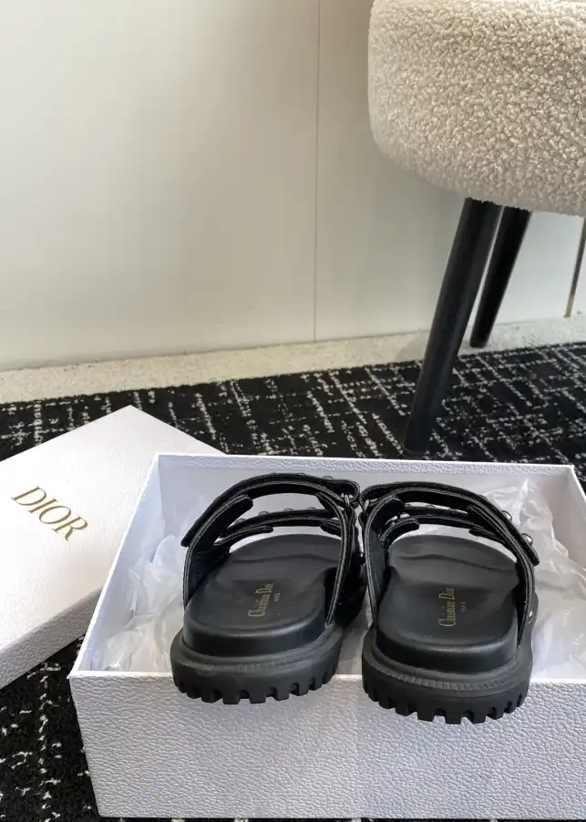 hype Chanel Slippers