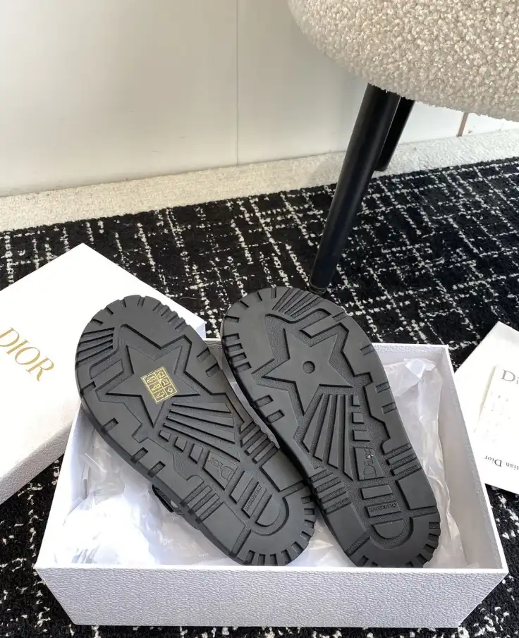 hype Chanel Slippers