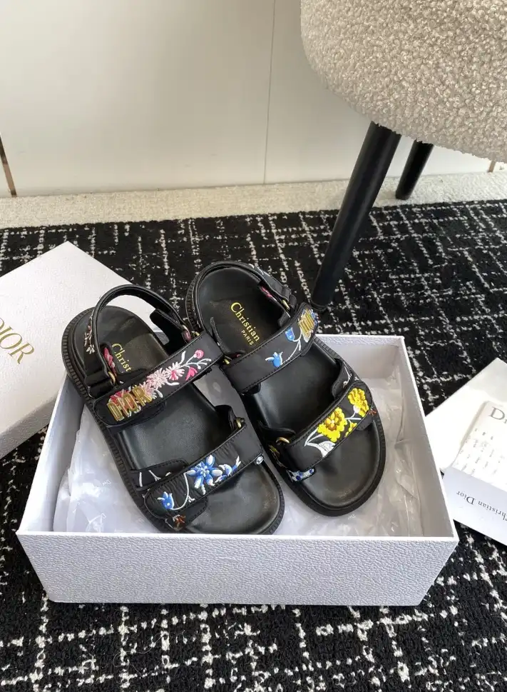 hype Chanel Sandals