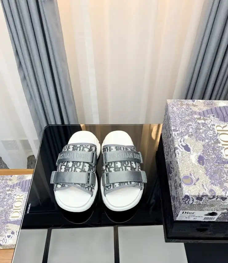 hype Christian Dior Slippers