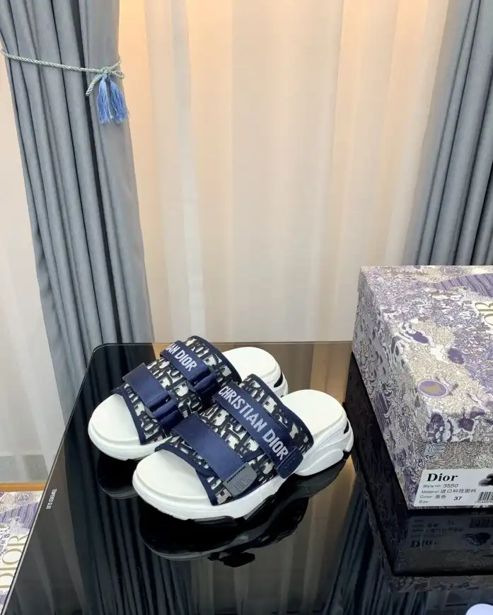 hype Christian Dior Slippers