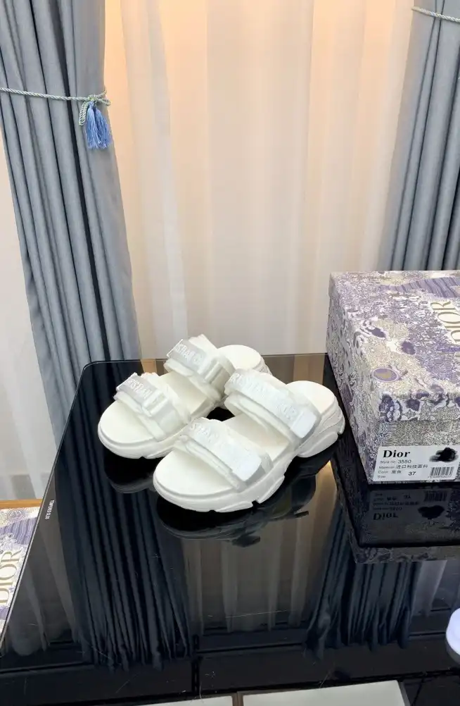 hype Christian Dior Slippers