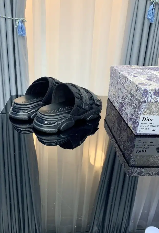 hype Christian Dior Slippers