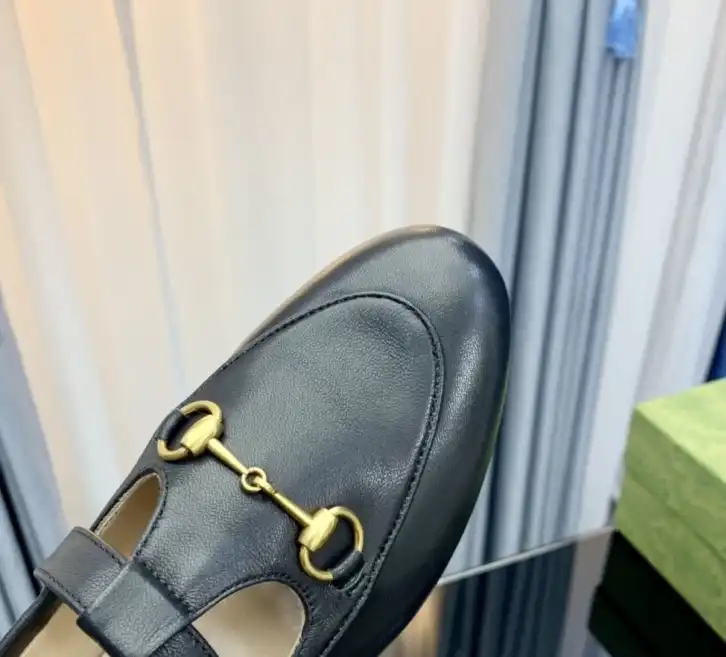 hype Gucci Flat Shoes