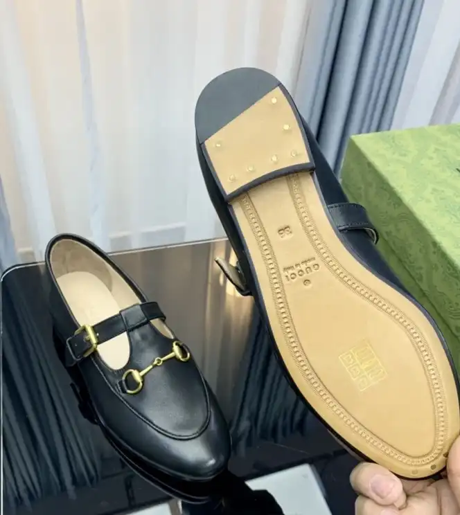 hype Gucci Flat Shoes