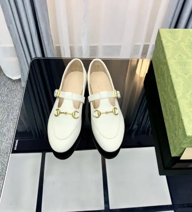 hype Gucci Flat Shoes