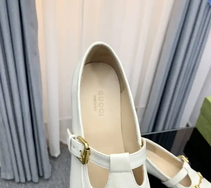 hype Gucci Flat Shoes