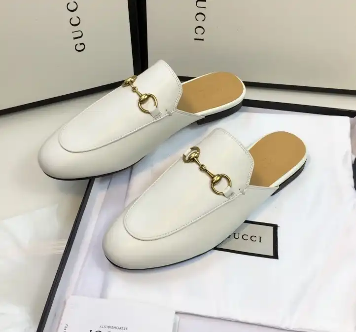 hype Gucci Slippers