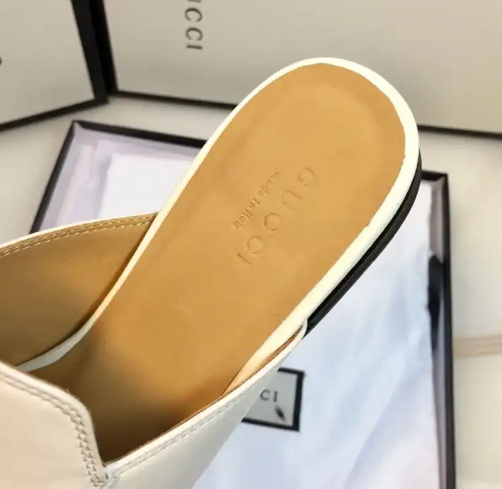 hype Gucci Slippers