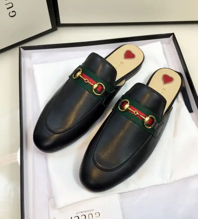 hype Gucci Slippers