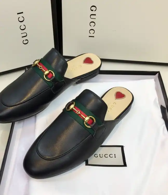 hype Gucci Slippers