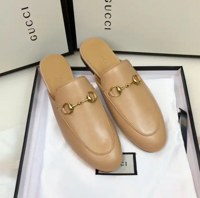 hype Gucci Slippers