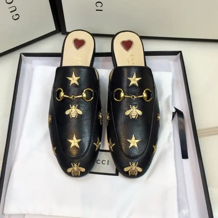 hype Gucci Slippers