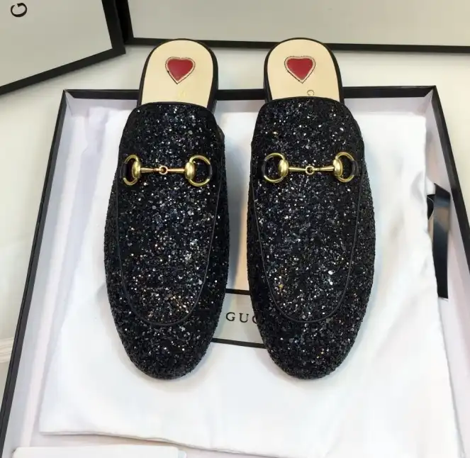 hype Gucci Slippers