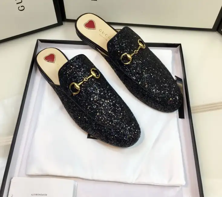 hype Gucci Slippers