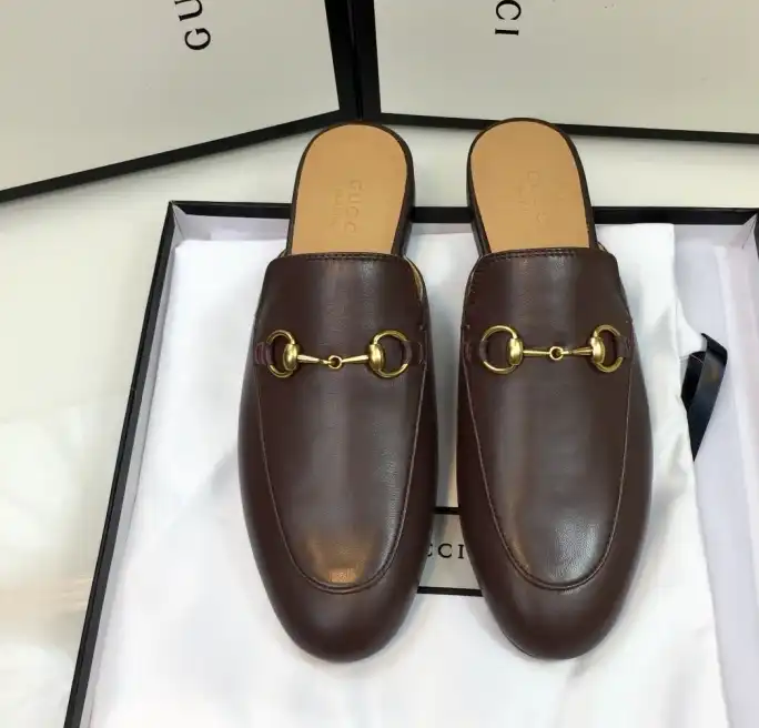 hype Gucci Slippers