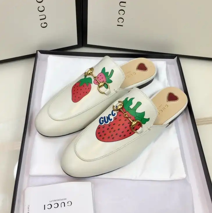 hype Gucci Slippers