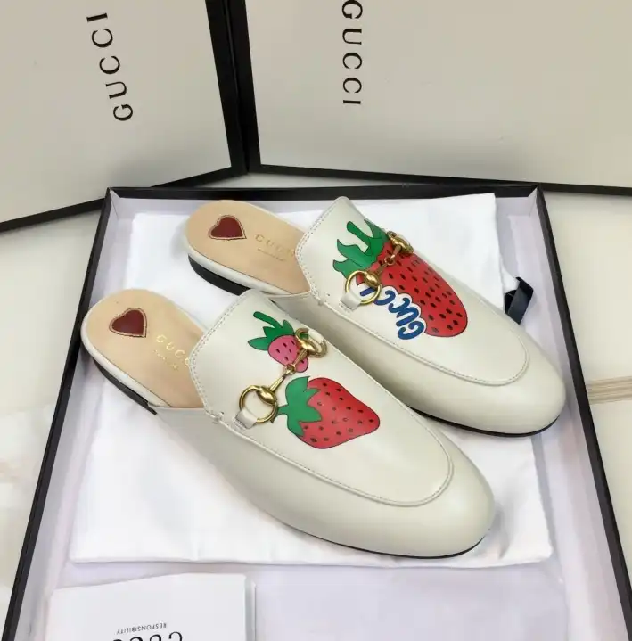 hype Gucci Slippers