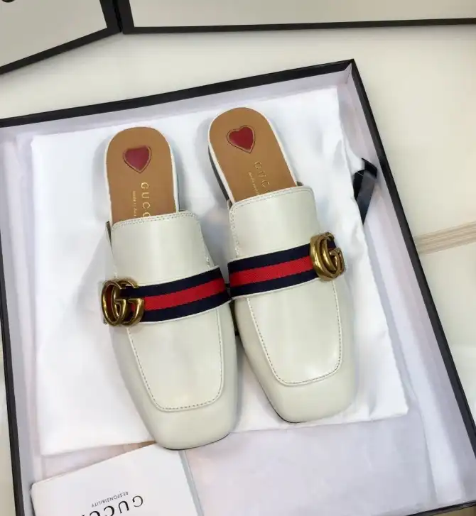 hype Gucci Slippers