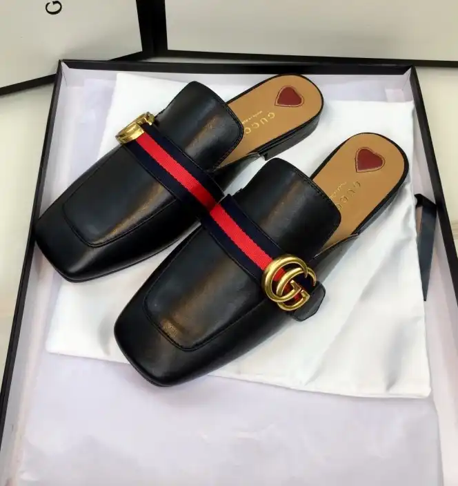 hype Gucci Slippers